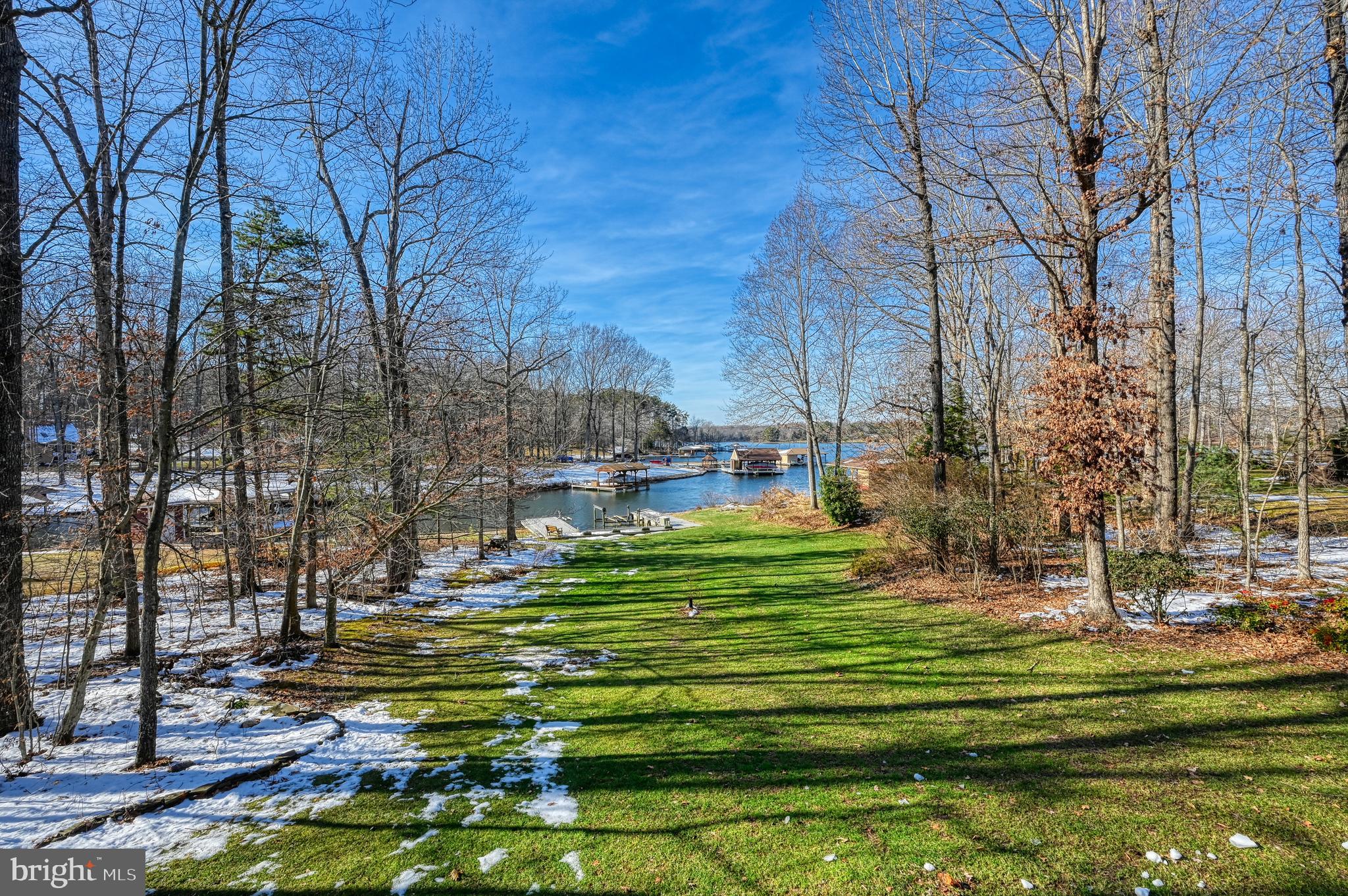 3304 Fisherman Way Bumpass, VA 23024 - Photo 39 of 62 Backyard to Lake