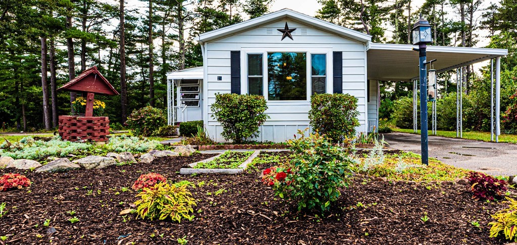 21 Roosevelt Ridge Carver, MA 02330 - Photo 1 of 20 Gallery Image 1