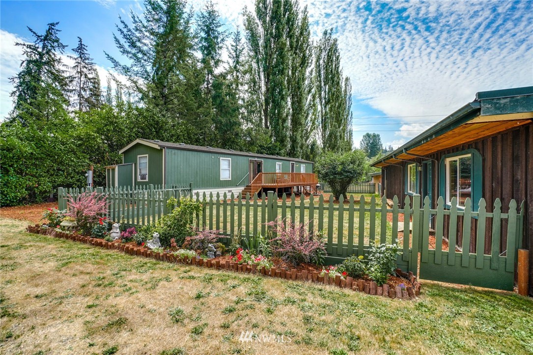 16515 Southeast May Valley Road Renton, WA 98059 - Photo 13 of 23