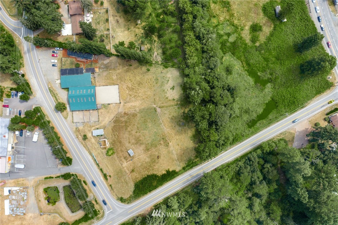 16515 Southeast May Valley Road Renton, WA 98059 - Photo 16 of 23