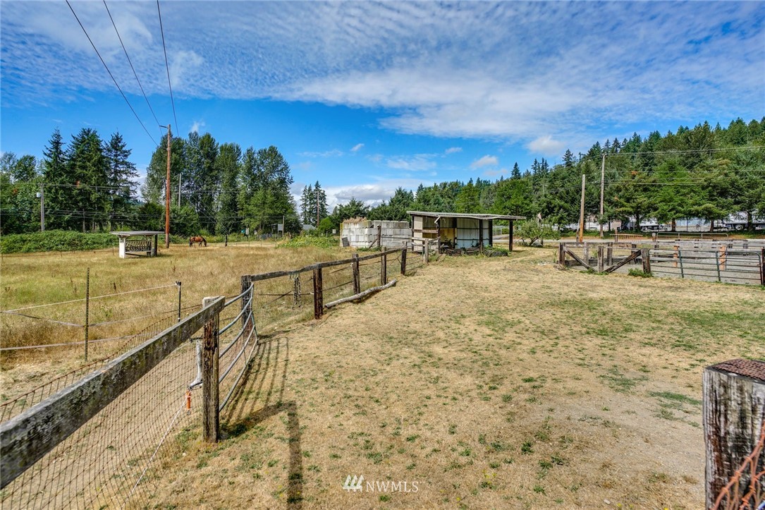16515 Southeast May Valley Road Renton, WA 98059 - Photo 8 of 23