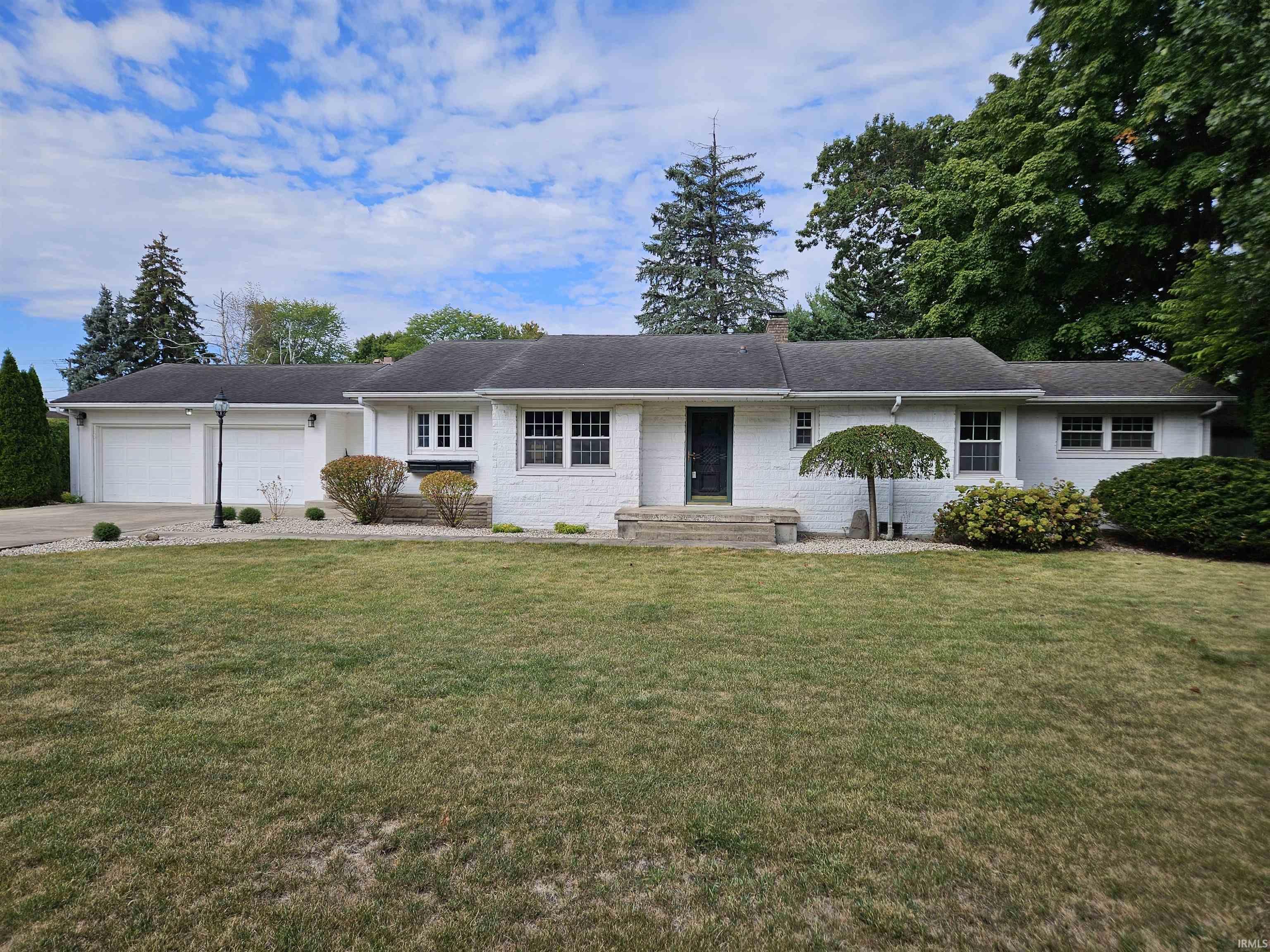 1215 North Sheridan Road Marion, IN 46952 - Photo 1 of 14 Gallery Image 1