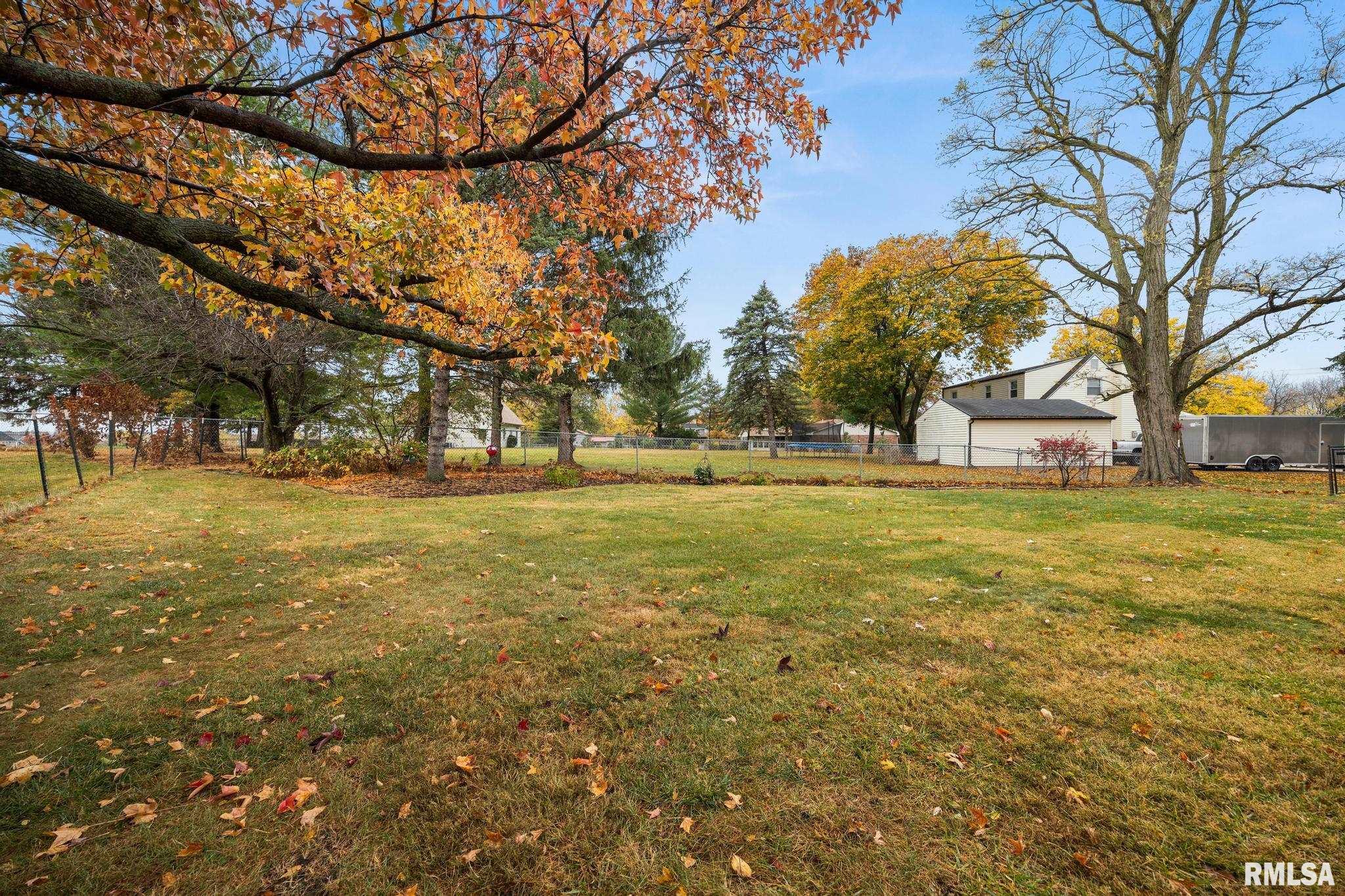1154 West Cruger Road Washington, IL 61571 - Photo 29 of 36 Gallery Image 29