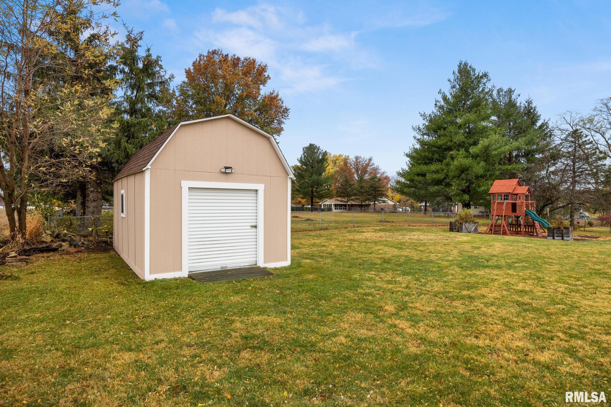1154 West Cruger Road Washington, IL 61571 - Photo 31 of 36 Gallery Image 31