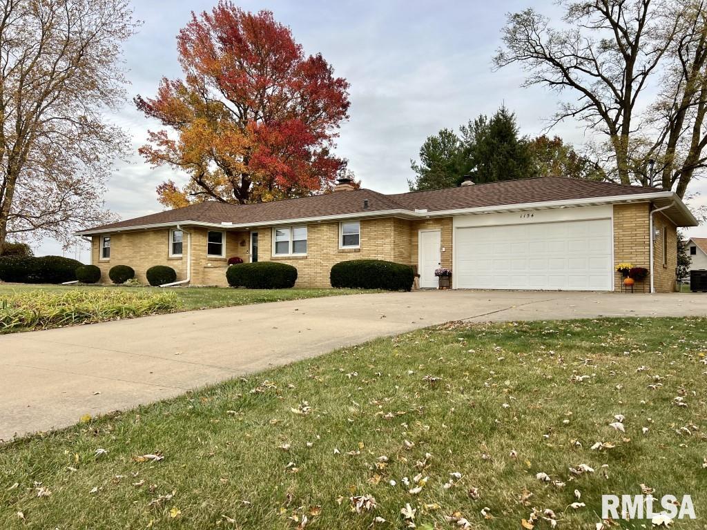 1154 West Cruger Road Washington, IL 61571 - Photo 34 of 36 Gallery Image 34