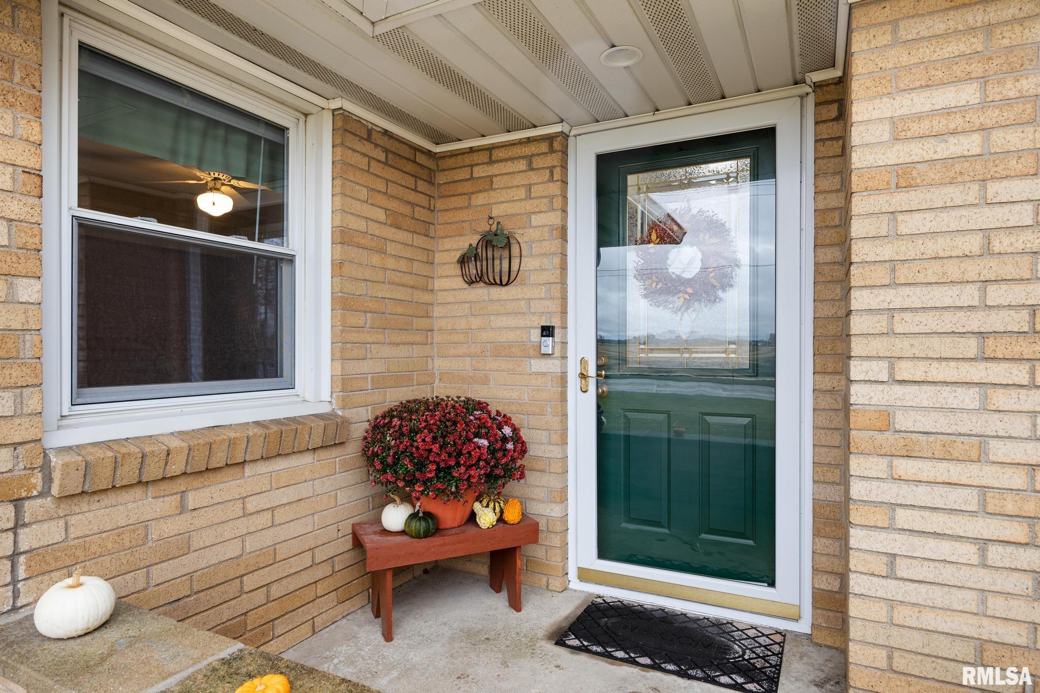 1154 West Cruger Road Washington, IL 61571 - Photo 8 of 36 Gallery Image 8