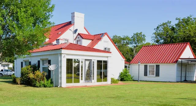 a backyard of a house