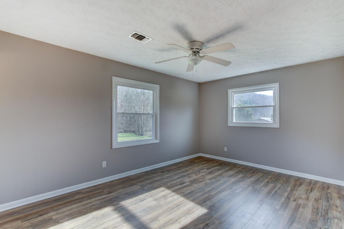 2637 Hinds Creek Road Heiskell, TN 37754 - Photo 13 of 25 Positive Perceptions (13)