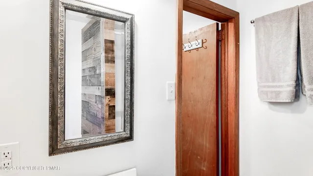 $290,000 | 98 Black Bear Pass, White Haven, PA 18661