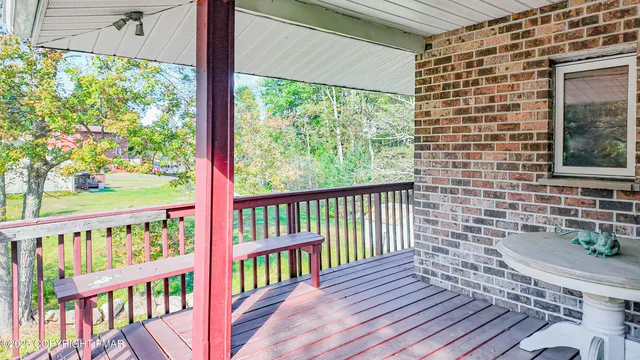 $290,000 | 98 Black Bear Pass, White Haven, PA 18661