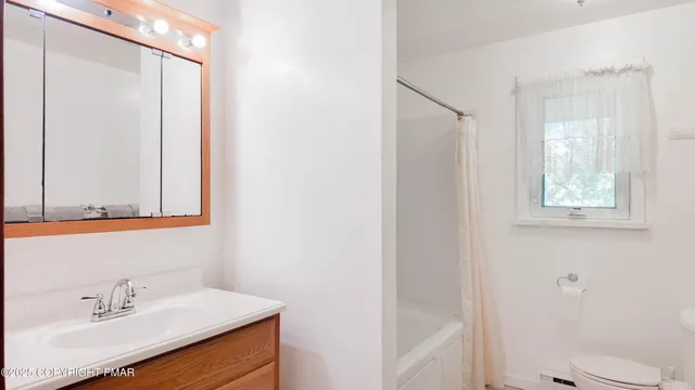 $290,000 | 98 Black Bear Pass, White Haven, PA 18661