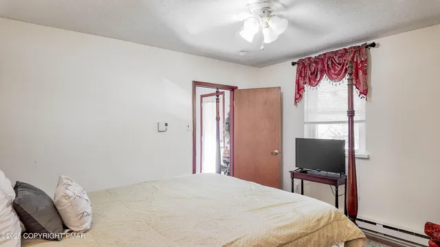 $290,000 | 98 Black Bear Pass, White Haven, PA 18661