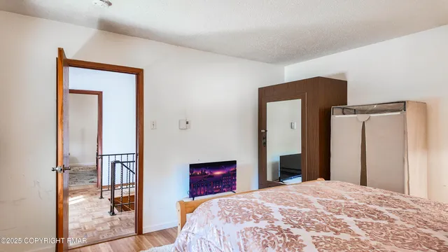 $290,000 | 98 Black Bear Pass, White Haven, PA 18661