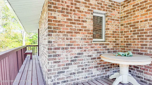 $290,000 | 98 Black Bear Pass, White Haven, PA 18661