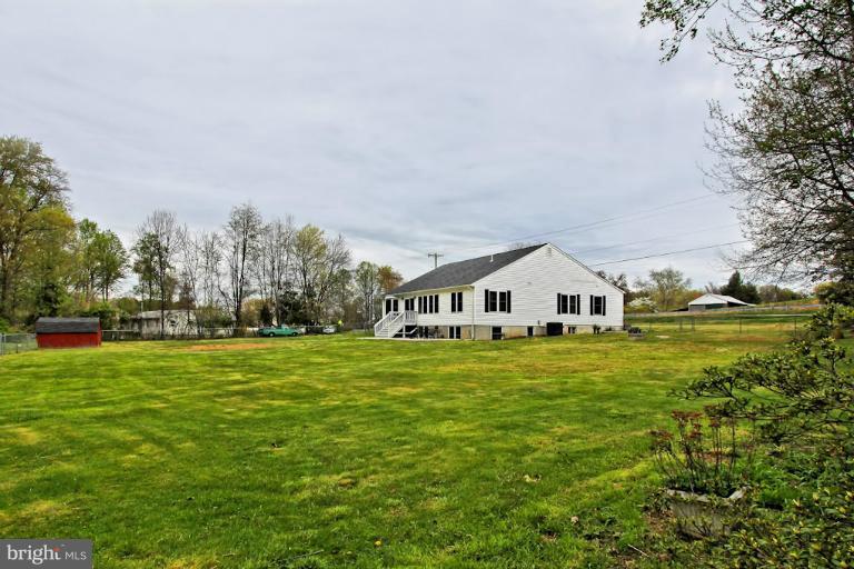 13316 Spriggs Road Manassas, VA 20112 - Photo 13 of 30 Exterior (General)