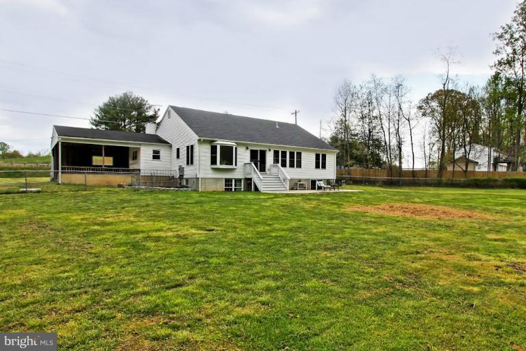 13316 Spriggs Road Manassas, VA 20112 - Photo 6 of 30 Exterior (Rear)