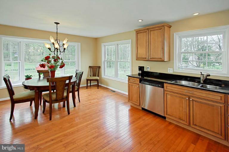 13316 Spriggs Road Manassas, VA 20112 - Photo 9 of 30 Interior (General)