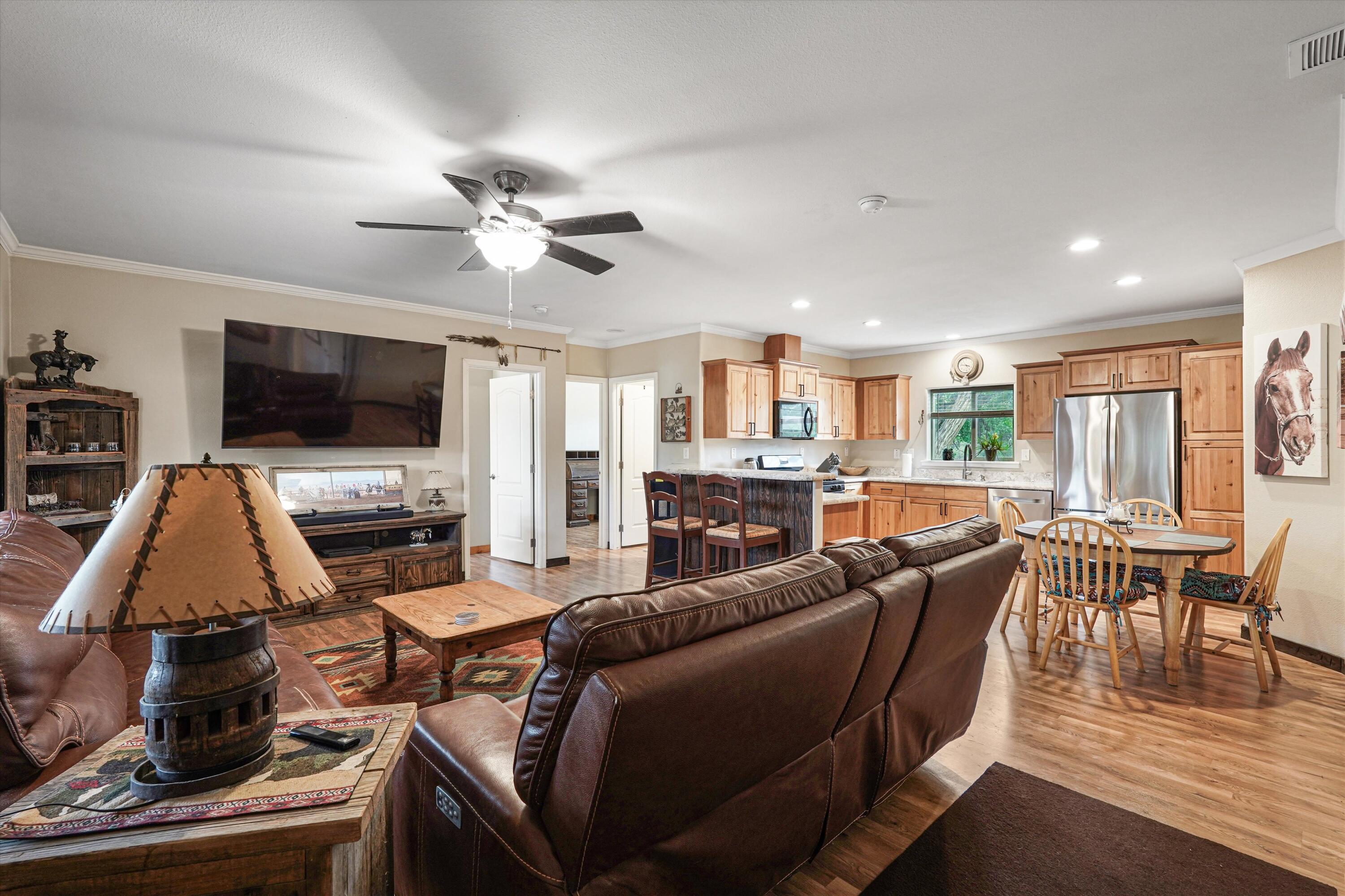 490 East Valverde Road Corrales, NM 87048 - Photo 21 of 77 Gallery Image 21