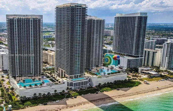$4,200 | 1830 South Ocean Drive, Unit 3309, Hallandale Beach, FL 33009