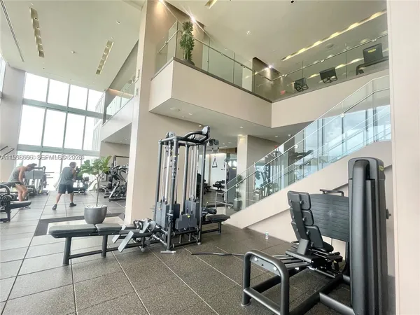 $4,200 | 1830 South Ocean Drive, Unit 3309, Hallandale Beach, FL 33009