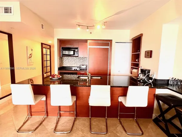 $4,200 | 1830 South Ocean Drive, Unit 3309, Hallandale Beach, FL 33009