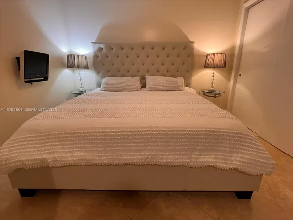 $4,200 | 1830 South Ocean Drive, Unit 3309, Hallandale Beach, FL 33009