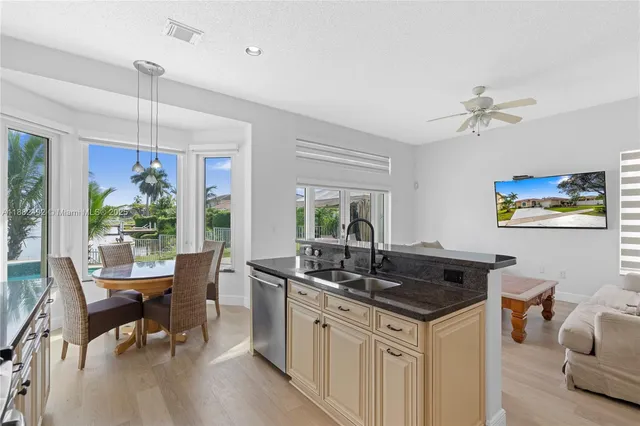 $5,500 | 2339 Northwest 195th Avenue, Unit 2339, Pembroke Pines, FL 33029