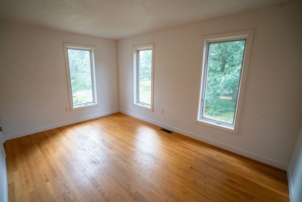 24 Tanglewood Road Amherst, MA 01002 - Photo 15 of 30 Gallery Image 15