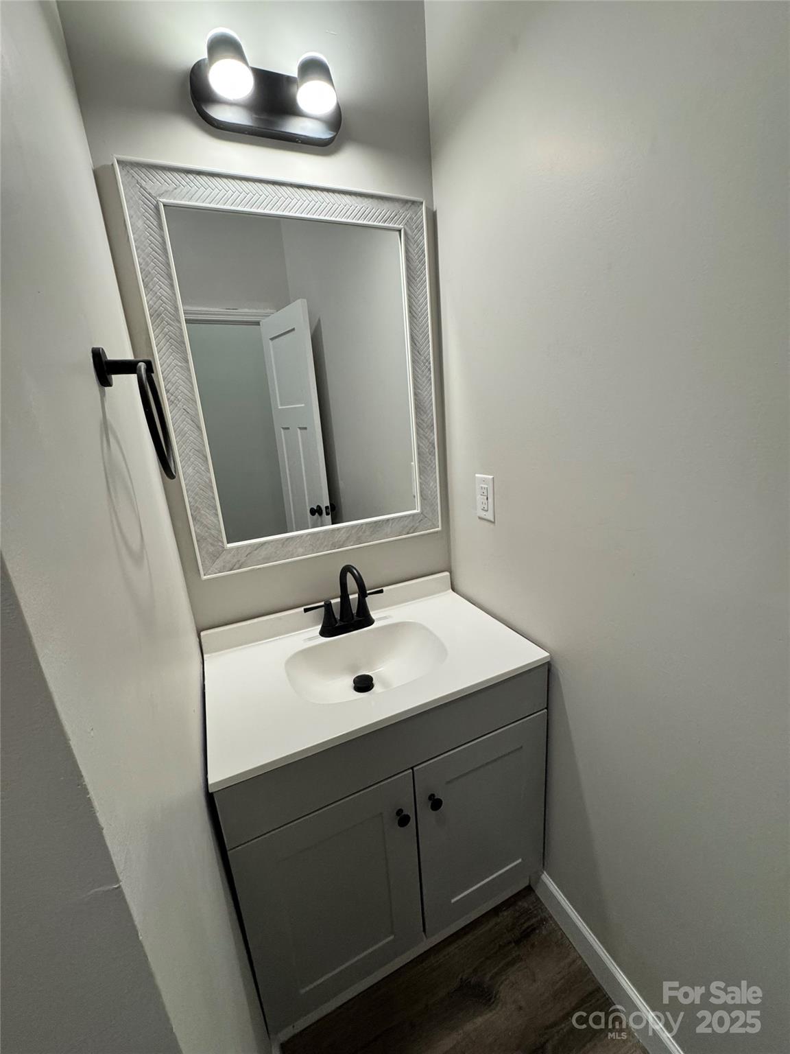 113 Saluda Street Chester, SC 29706 - Photo 6 of 12