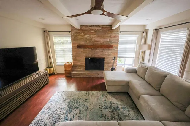 $3,000 | 1601 Palmwood Drive, Clearwater, FL 33756