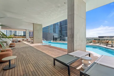 $845,000 | 301 West Avenue, Unit 1701, Austin, TX 78701