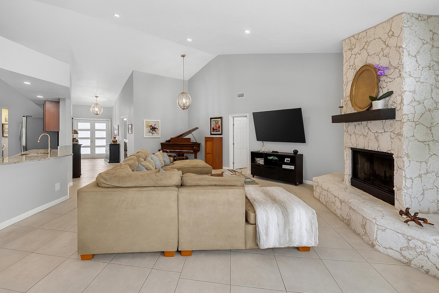 7069 Northwest 3rd Avenue Boca Raton, FL 33487 - Photo 5 of 57 Designer