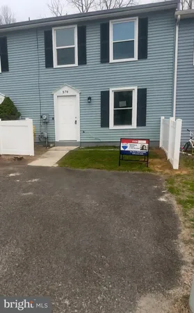 $2,050 | 574 Loch Lomond Drive, Sicklerville, NJ 08081