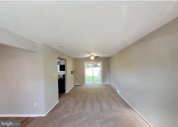 $2,150 | 574 Loch Lomond Drive, Sicklerville, NJ 08081