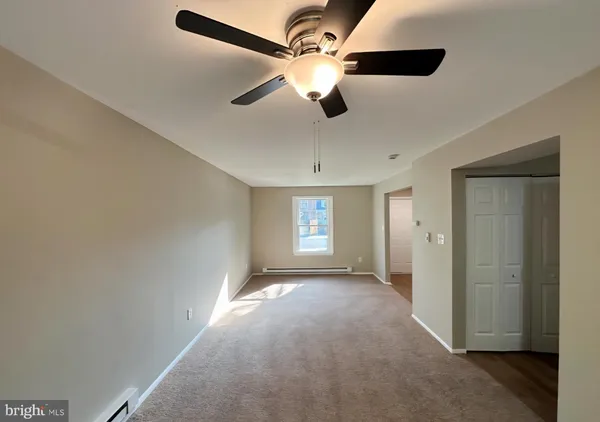 $2,050 | 574 Loch Lomond Drive, Sicklerville, NJ 08081
