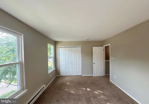 $2,050 | 574 Loch Lomond Drive, Sicklerville, NJ 08081