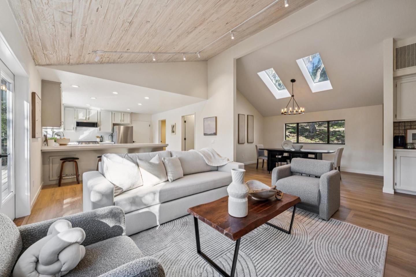 1100 Castro Road Monterey, CA 93940 - Photo 4 of 70