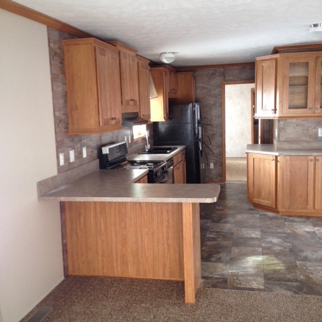 6 Gamache Road, Unit 6 Derry, NH 03038 - Photo 3 of 13