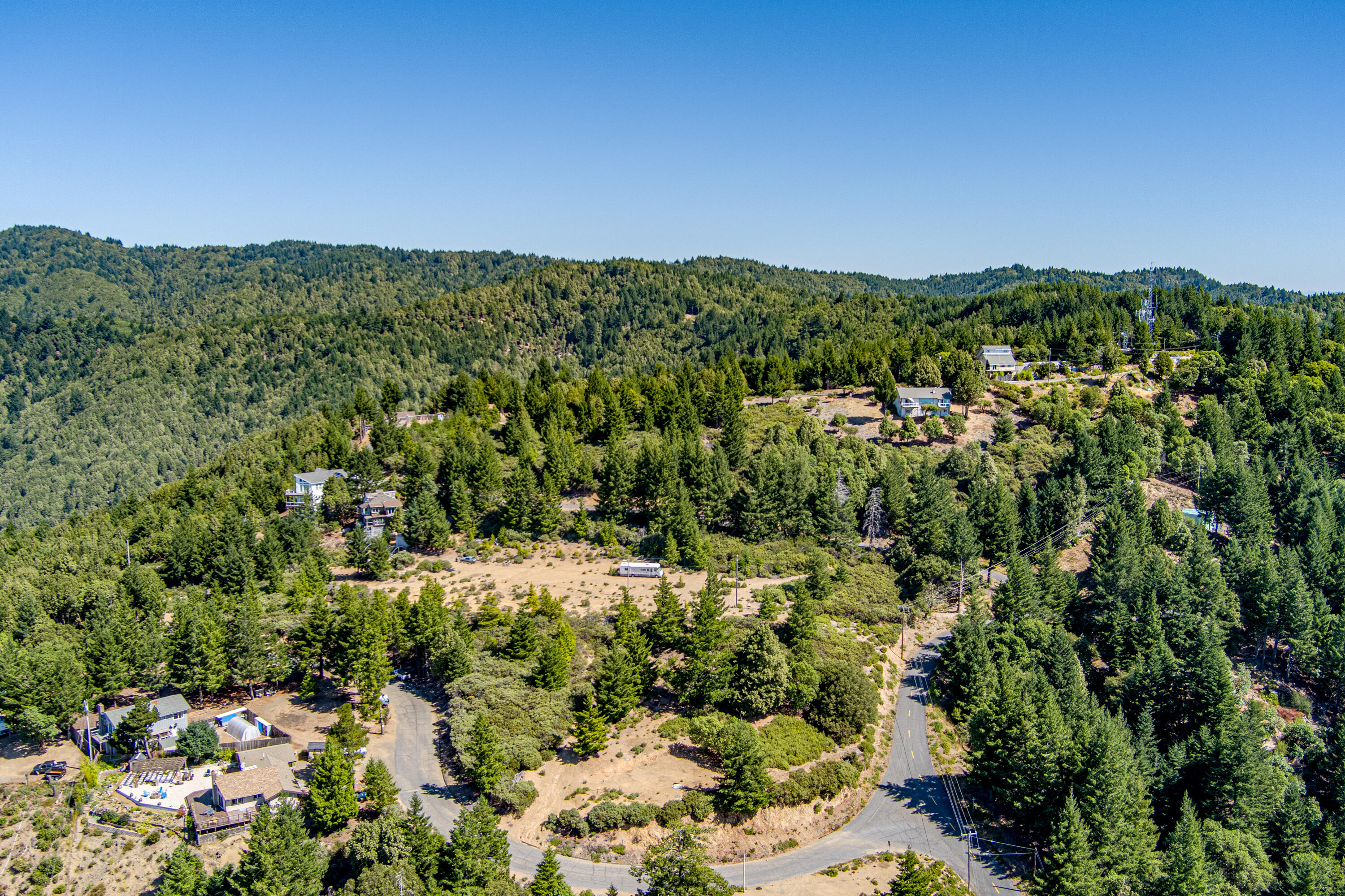 34 Vance Road Whitethorn, CA 95589 - Photo 9 of 20