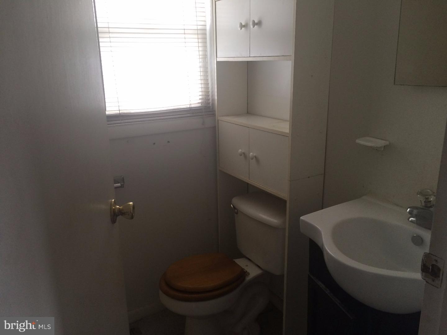 801 Norcross Road Clementon, NJ 08021 - Photo 2 of 5
