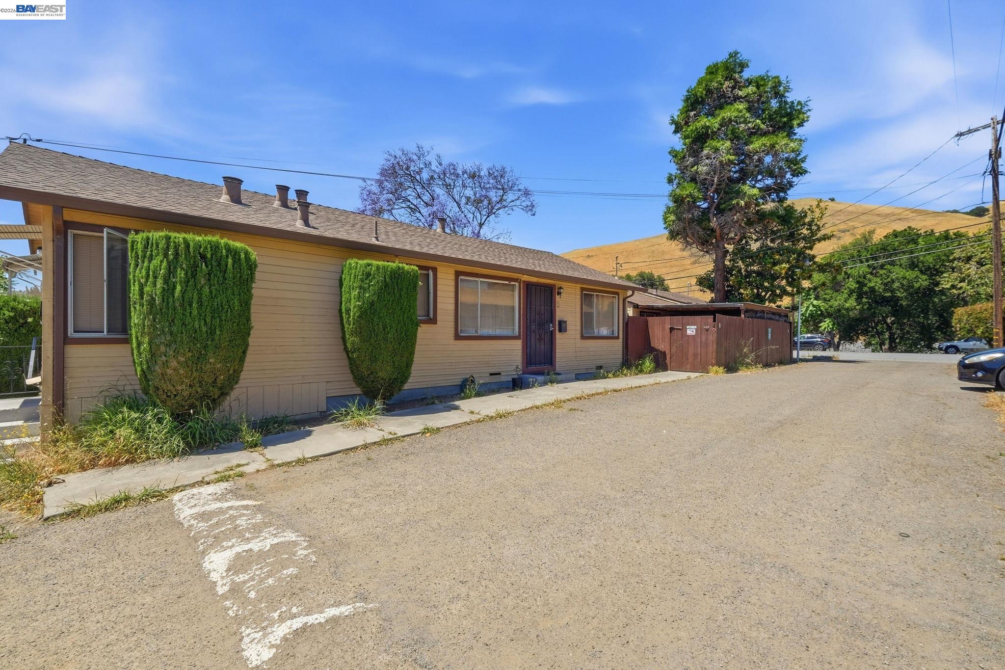 585 Old Canyon Road Fremont, CA 94536 - Photo 8 of 45