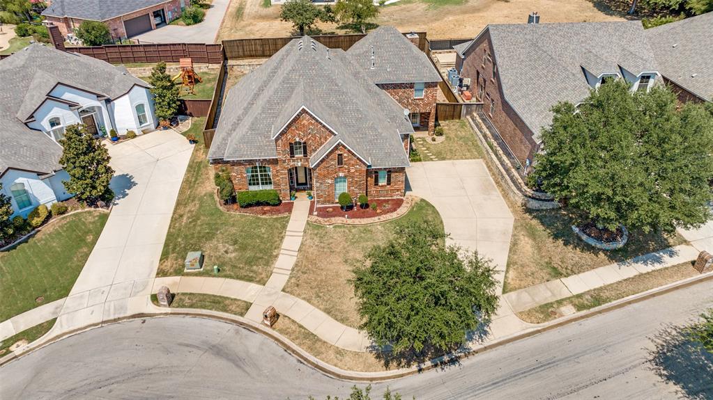 205 Thistle Ridge Denton, TX 76210 - Photo 2 of 40 Gallery Image 2