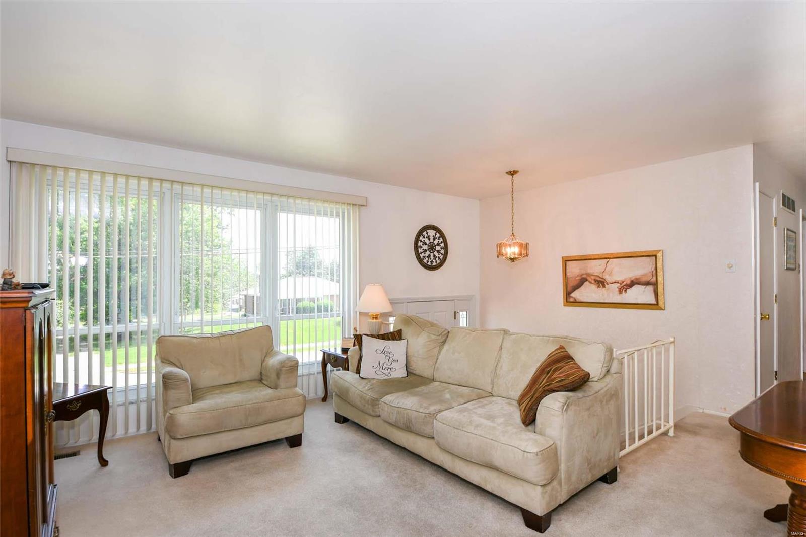 430 Forder Road St. Louis, MO 63129 - Photo 3 of 25 Gallery Image 3