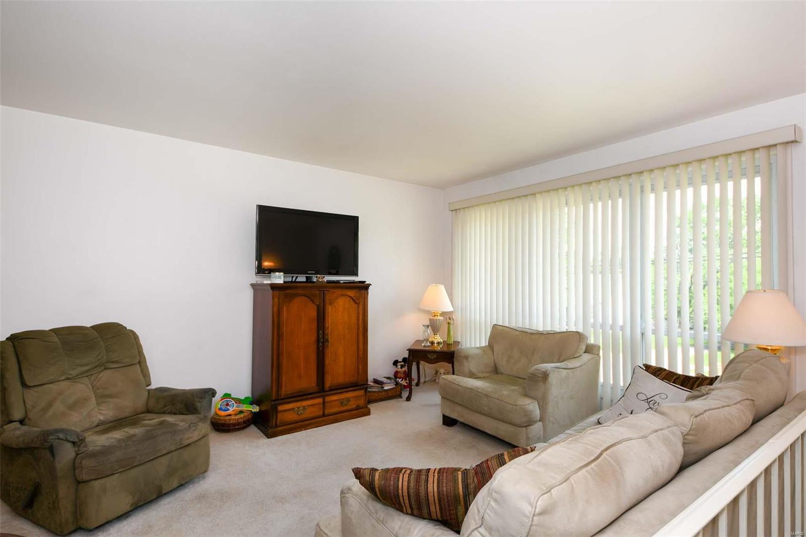 430 Forder Road St. Louis, MO 63129 - Photo 4 of 25 Gallery Image 4