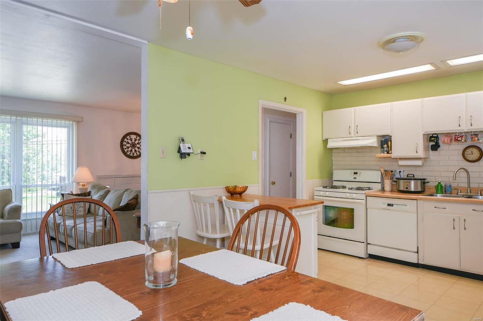 430 Forder Road St. Louis, MO 63129 - Photo 6 of 25 Gallery Image 6