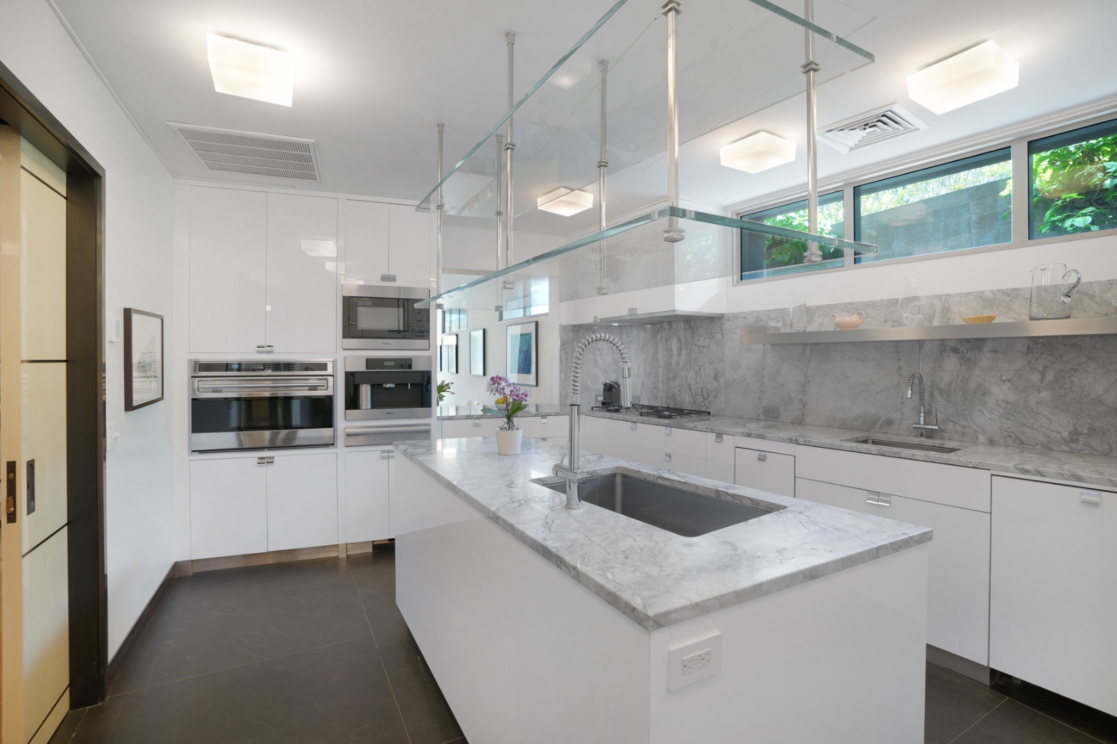 18 Point Inner Way Chilmark, MA 02535 - Photo 42 of 65 Lower level kitchen
