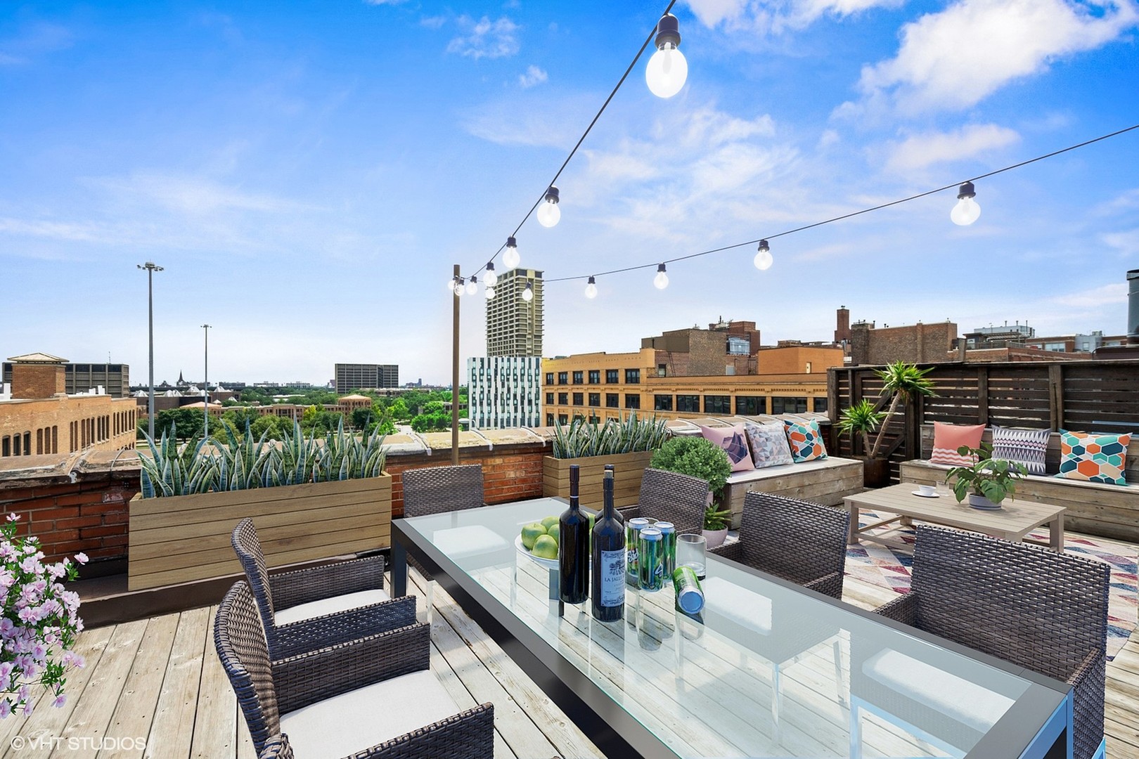 331 South Peoria Street, Unit PH6 Chicago, IL 60607 - Photo 40 of 46 a view of a terrace with furniture