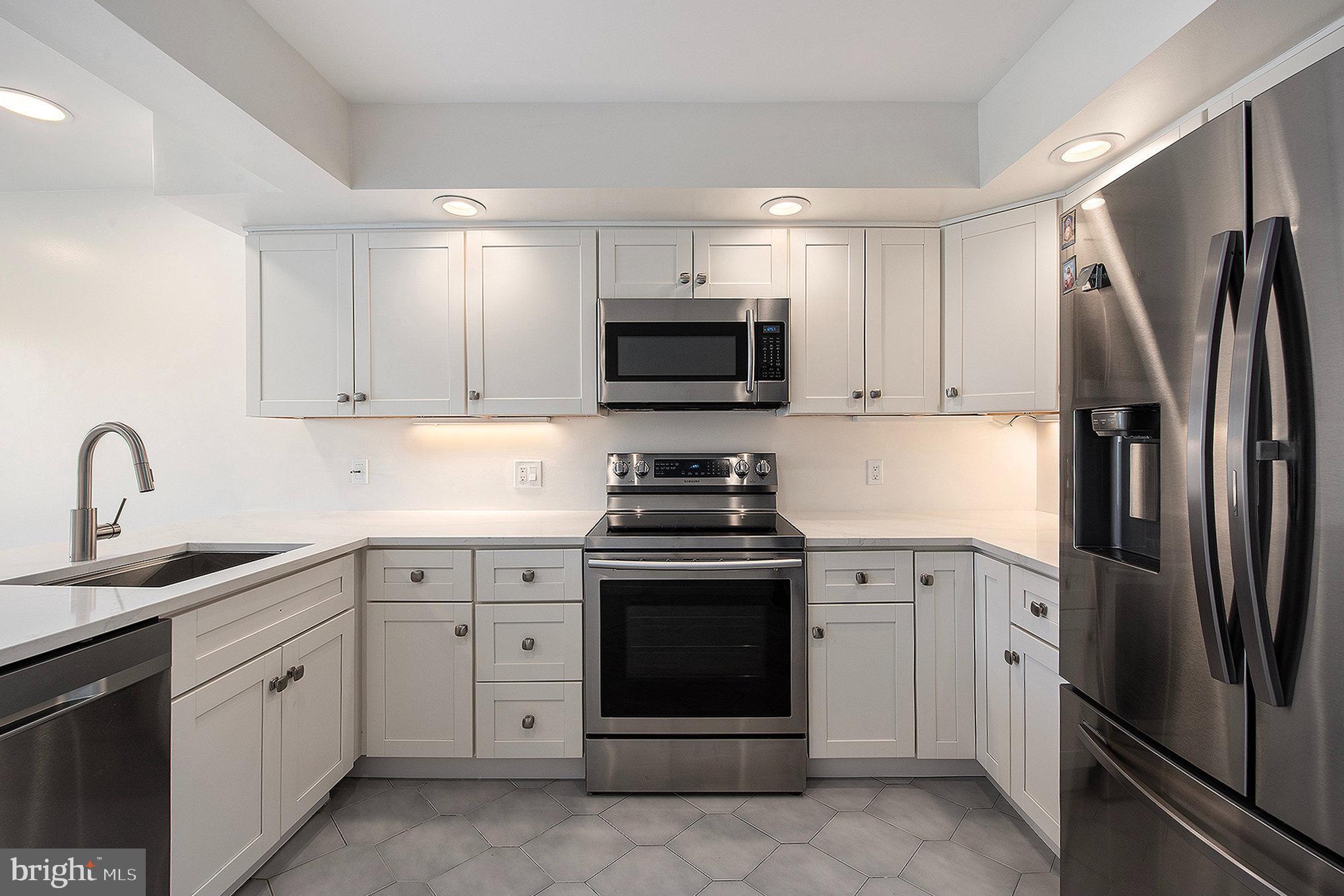 2803 Jefferson Court Ambler, PA 19002 - Photo 11 of 36 Under cabinet lighting