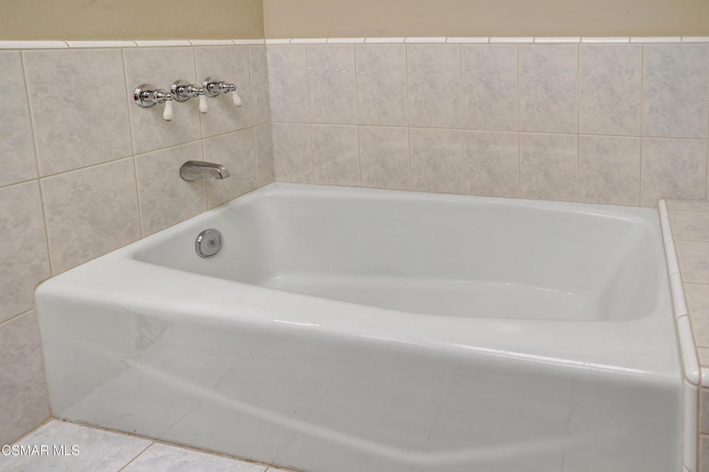 18935 Granada Circle Porter Ranch, CA 91326 - Photo 34 of 46