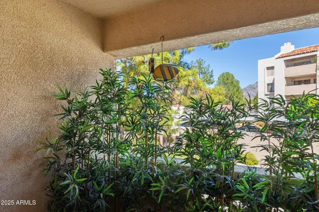 $420,000 | 5104 North 32nd Street, Unit 218, Phoenix, AZ 85018